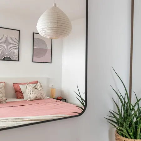 Satu Granada: Modern In The Albaicin *